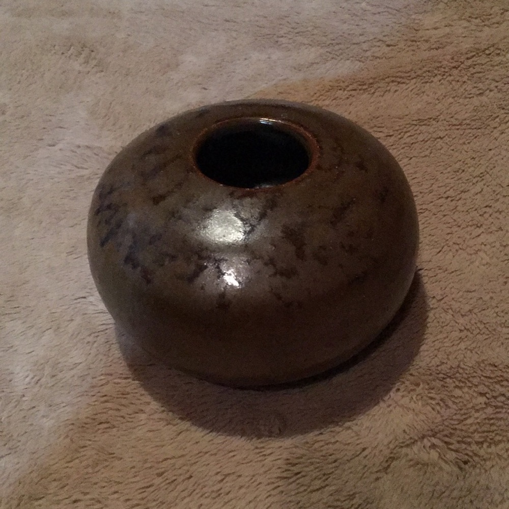 Ceramic vase